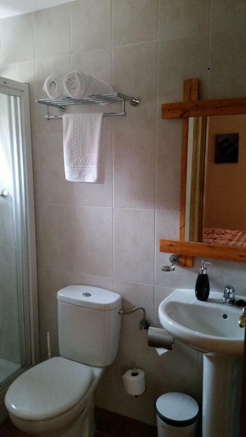 Albergue De Portilla Portilla de la Reina ภายนอก รูปภาพ